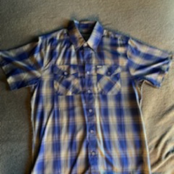 Brand new dixxon flannels as a lot - Picture 10 of 10